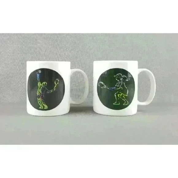 Tennis Player "Game Set Match" Wondermugs Heat Activated Coffee Mug Cup Set of 2 - Picture 3 of 7